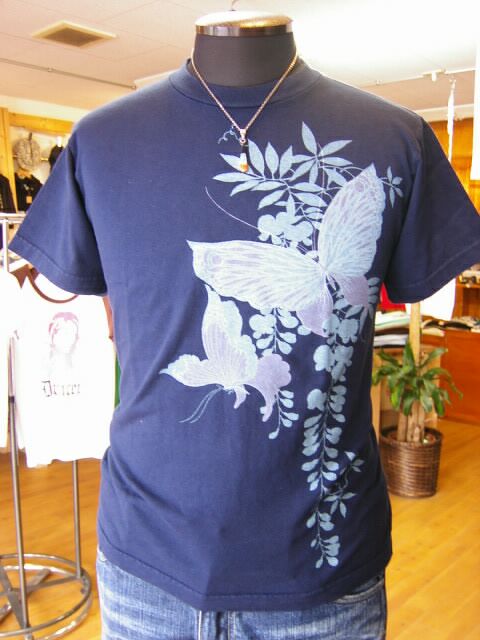 画像: ◇- 蝶柄Ｔシャツ 入荷しました！ -◇